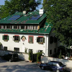 https://haus-wartenberg.saalbachhinterglemmhotels.com